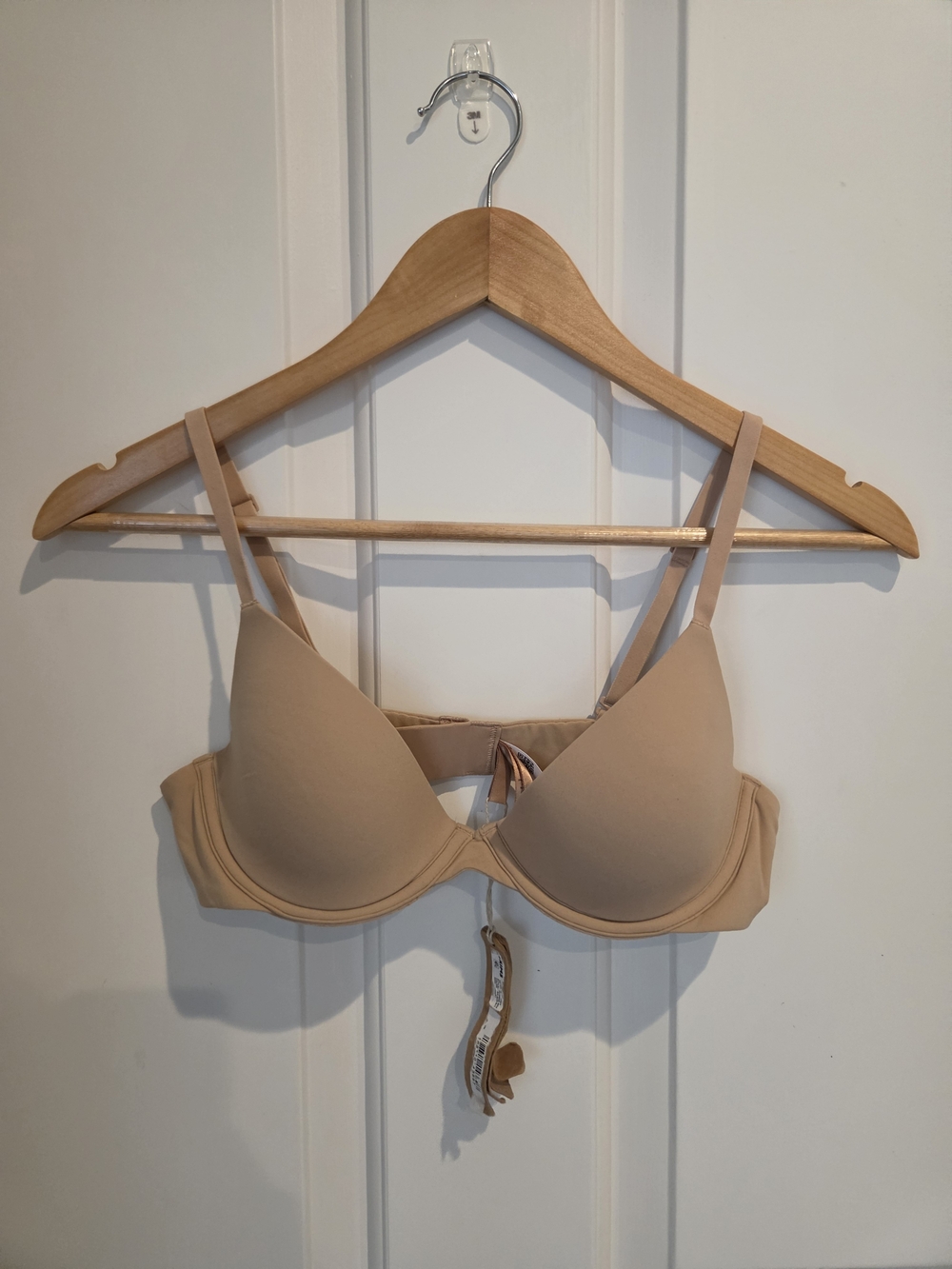 SKIMS Seamless Nude Underwire T-Shirt Bra